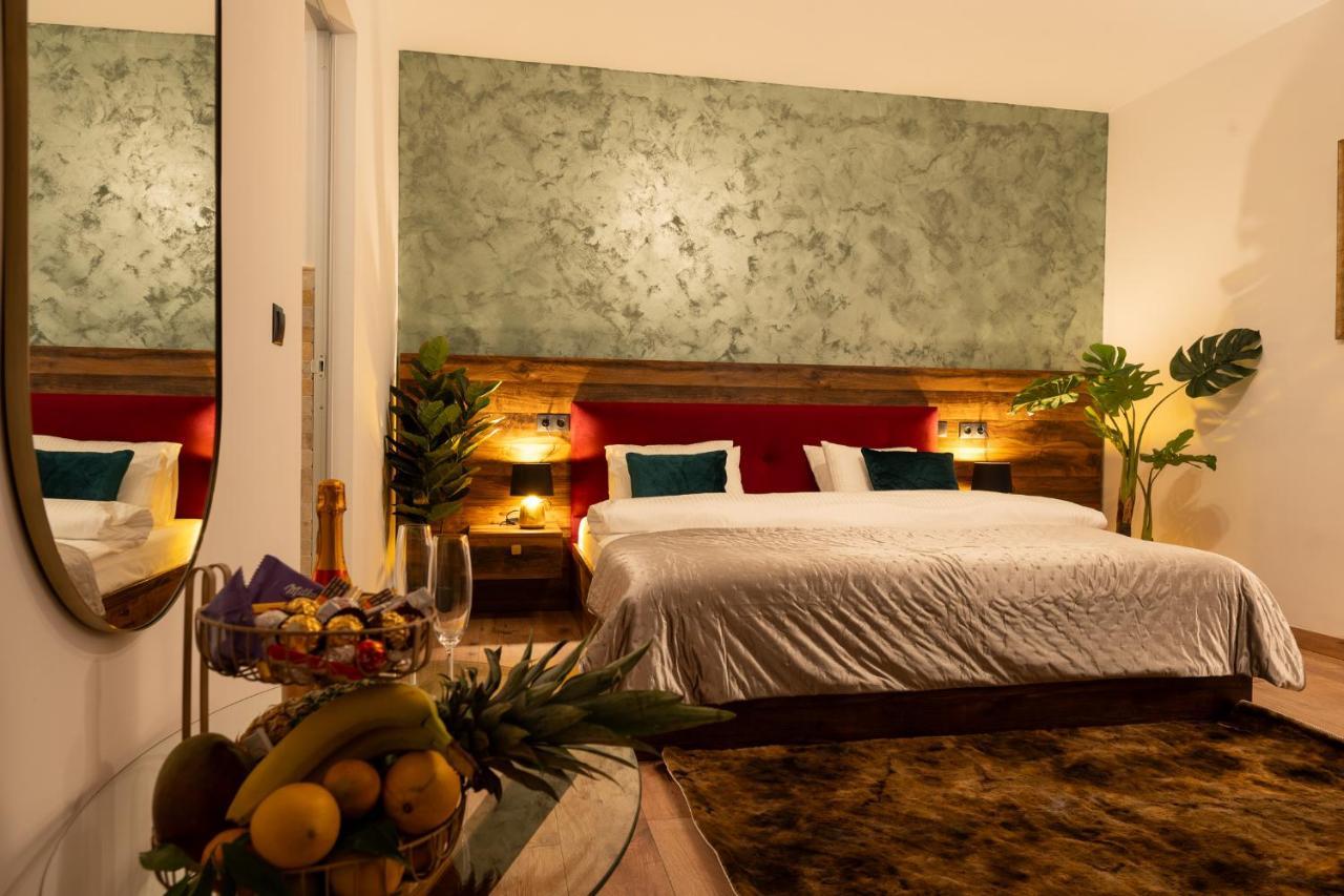Boutique 17B Aparthotel ซีบิว ภายนอก รูปภาพ